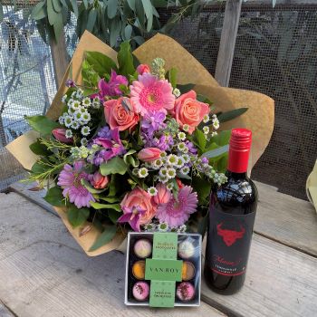 Mother's Day Hamper for delivery in Darlington with red wine and chocolates